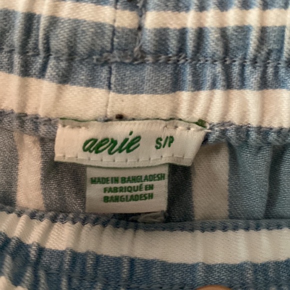 Aerie Chambray Shorts Eyelet Blue Stripe Size Small Like New 2” inseam - Picture 2 of 3